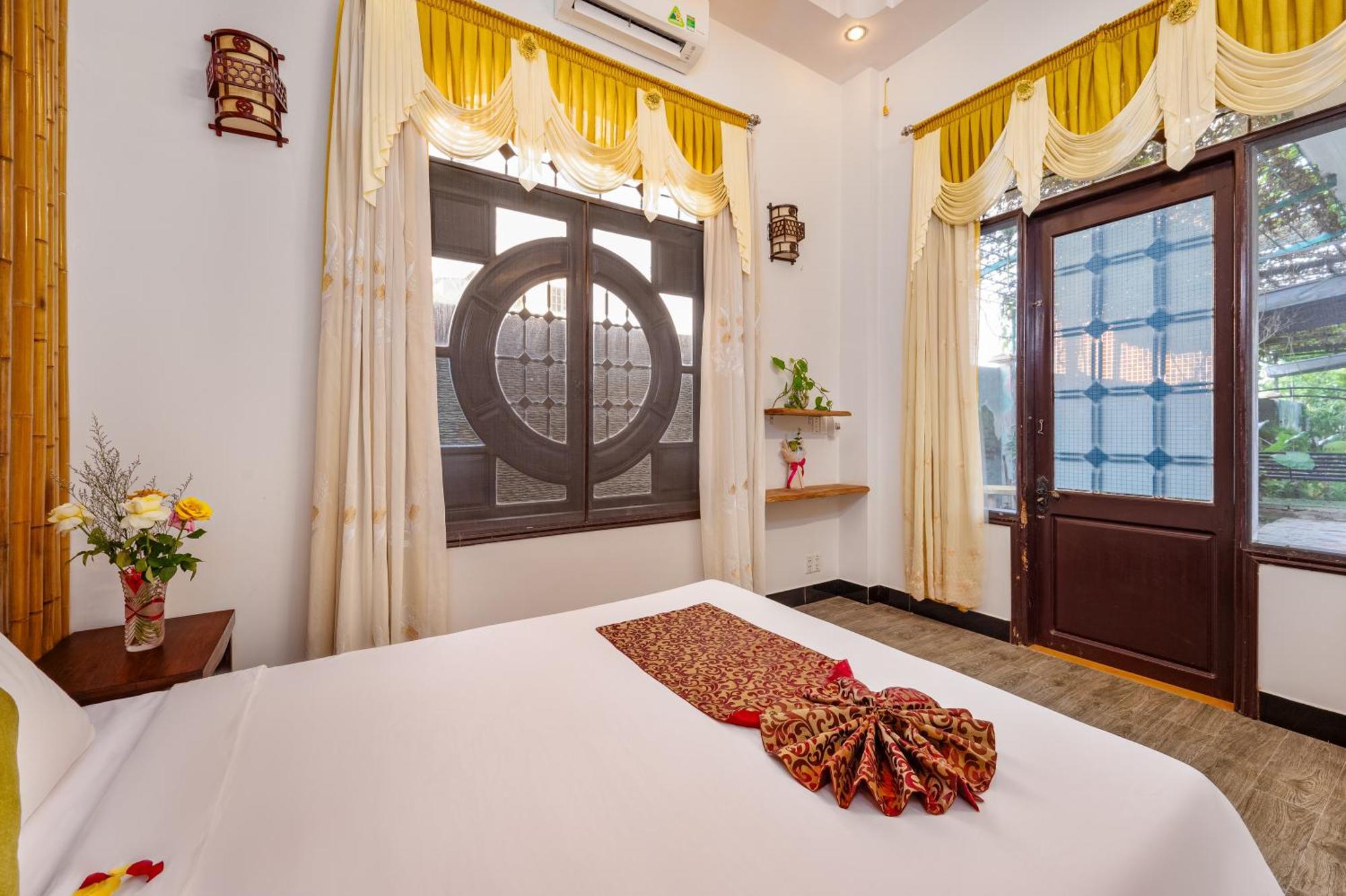 Nipa Riverside Villa Hoi An Exterior foto